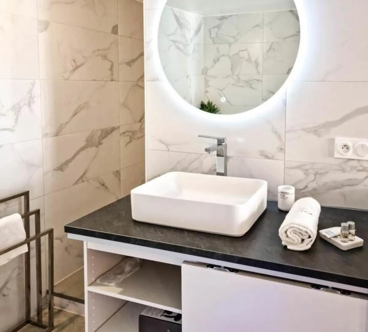 Elegance In The Heart Of The Old Town 4 Apartment Annecy 0*,